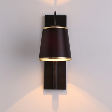 ADELE CONTEMPORARY LAMPSHADE WALL LIGHT WITH GOLD TRIMMING (BLACK/ WHITE)